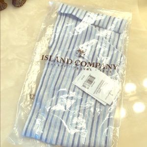 Island Company Linen Scarf 🐬🐳